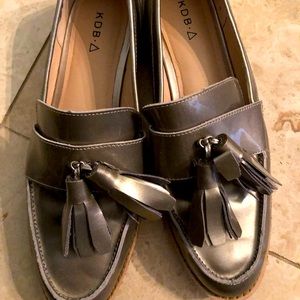 Silver Kelsi Dagger Brooklyn Tassle Loafers